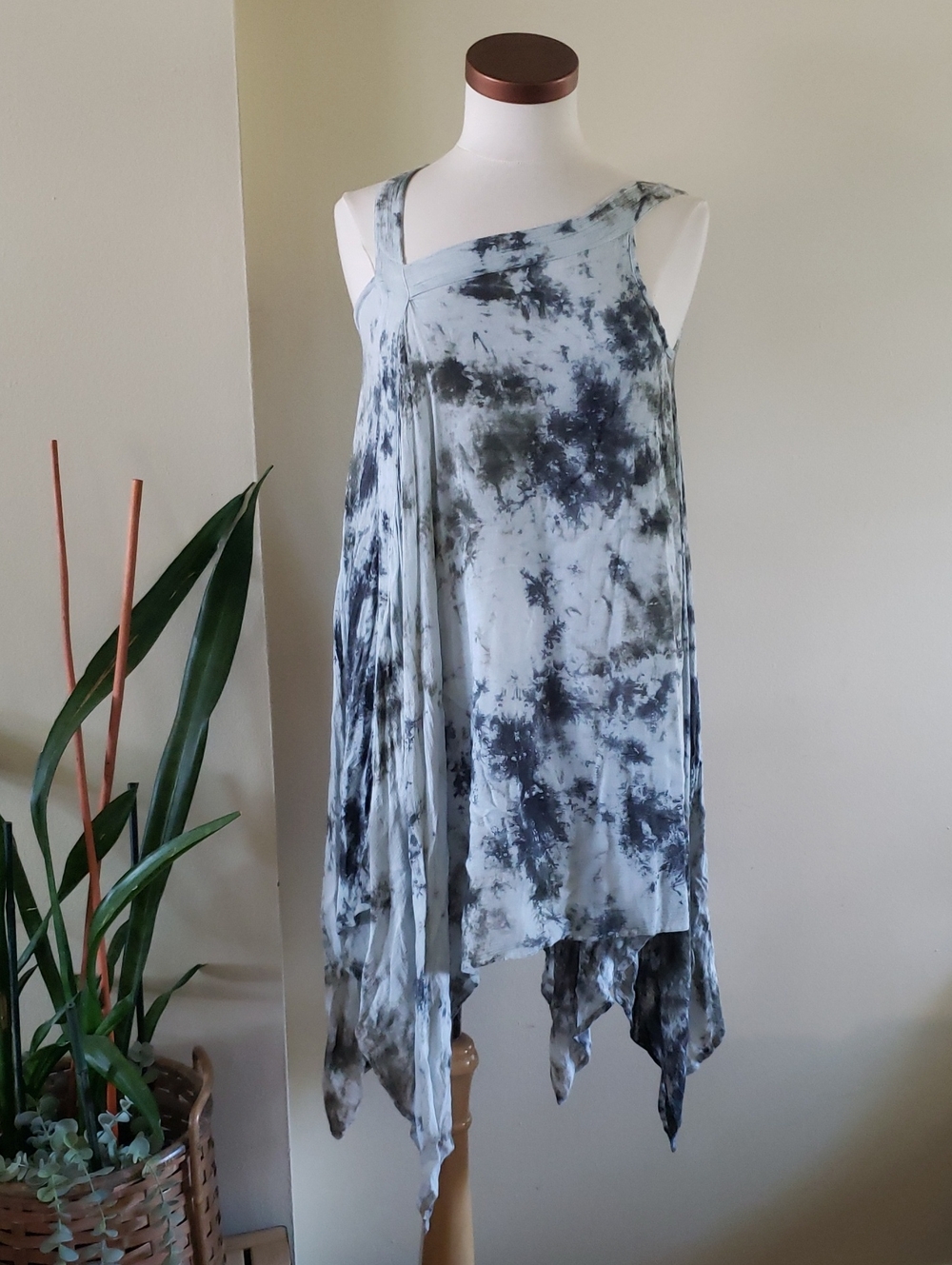 Yes WORLD BOUTIQUE Assymetrical Viscose  Tunic Dress - Tie Dye Print - S